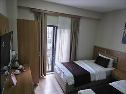 Hotel La SERA