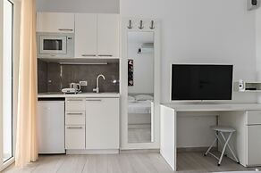 Seagull Apartments & Studios