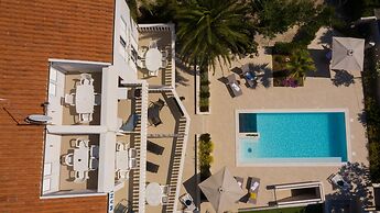 Seagull Apartments & Studios