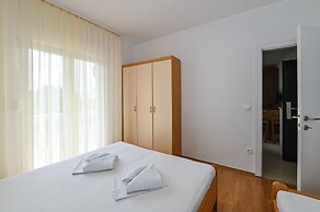 Seagull Apartments & Studios