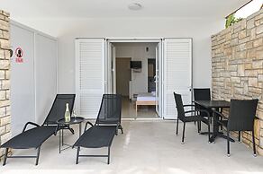 Seagull Apartments & Studios