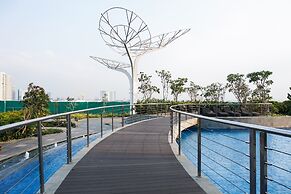 Luxurious 2BR at West Vista Apartment