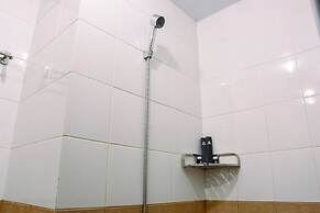 Cozy Stay Studio Room at Green Pramuka City Apartment