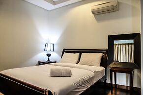 Best Location 1BR The Mansion at Kemang Apartment