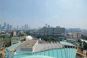 Cozy Living Studio Apartment at Menteng Park