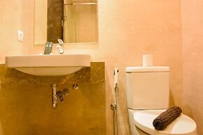 Cozy Living Studio Apartment at Menteng Park