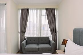 Cozy Living Studio Apartment at Menteng Park