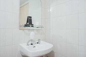 Best Homey Elegant Studio Room at Amethyst Apartment