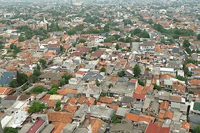 2BR Prestige Dharmawangsa Essence Apartment Suites