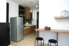 Wonderful 2BR Apartment at Belmont Residence Puri