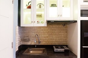 Modern Studio Apartment at Tanglin Tower Supermall Mansion