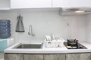 Modern Look Studio Apartment at Grand Asia Afrika