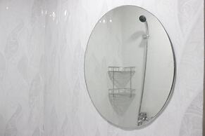 Modern Look Studio Apartment at Grand Asia Afrika