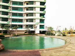 Comfy and Modern 2BR Grand Kamala Lagoon Apartment