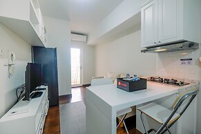 Spacious and Modern 2BR Springlake Summarecon Bekasi Apartment