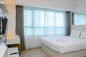 Best Studio with Pool View Springlake Summarecon Apartment