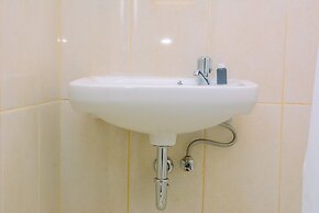 Best Studio with Pool View Springlake Summarecon Apartment