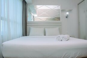 Best Studio with Pool View Springlake Summarecon Apartment
