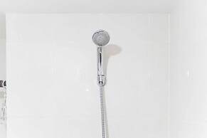 Comfortable Studio at Springlake Summarecon Apartment near Mall