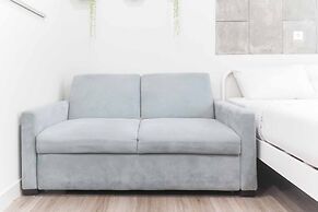 Comfortable Studio at Springlake Summarecon Apartment near Mall