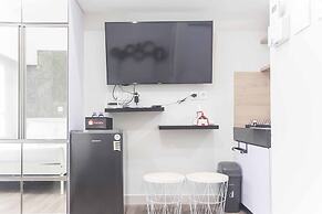 Comfortable Studio at Springlake Summarecon Apartment near Mall