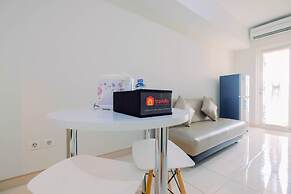 Simply and Cozy 2BR at Springlake Bekasi Apartment