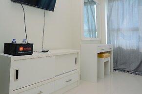 Studio Apartment at The Springlake View Summarecon with Mall View