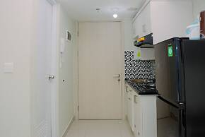 Studio Apartment at The Springlake View Summarecon with Mall View
