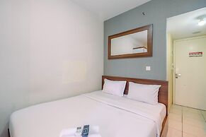 Elegant and Nice Studio at Springlake Sumarecon Apartment