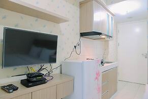 Cozy Stay Studio at Springlake Summarecon Bekasi Apartment
