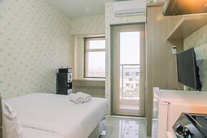 Cozy Stay Studio at Springlake Summarecon Bekasi Apartment
