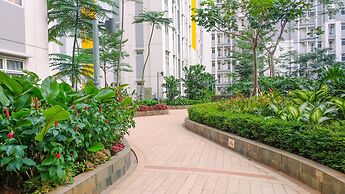 Cozy Stay Studio at Springlake Summarecon Bekasi Apartment