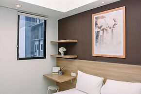 Comfy Studio Room at Evenciio Margonda Apartment