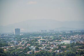 Cozy Studio with Single Bed at Evenciio Margonda Apartment