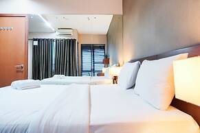 Nice and Private 1BR Apartment at Thamrin Residence