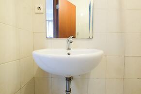 Great Choice and Strategic 1BR Apartment at Thamrin Residence