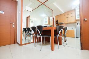 Great Choice and Strategic 1BR Apartment at Thamrin Residence