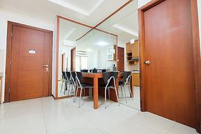 Great Choice and Strategic 1BR Apartment at Thamrin Residence