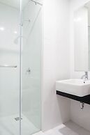 Spacious 1BR Apartment at Praxis