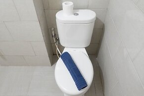 Delightful Luxurious Studio Apartment Connected to Pakuwon Mall at Sup