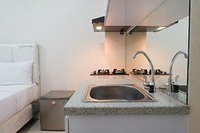 Delightful Luxurious Studio Apartment Connected to Pakuwon Mall at Sup