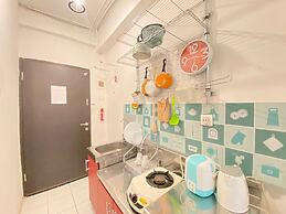 Cozy Studio Room at Grand Asia Afrika Apartment