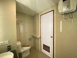 Modern and Spacious Studio Room at Green Kosambi Apartment