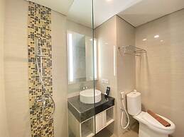 Modern and Spacious Studio Room at Green Kosambi Apartment