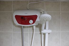 Relaxing Studio at Pinewood Apartment near UNPAD Jatinangor