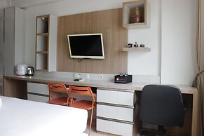 Relaxing Studio at Pinewood Apartment near UNPAD Jatinangor