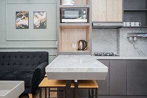 Comfortable and Homey 2BR Apartment at M-Town Residence