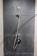 Homey 2BR Paddington Heights Apartment