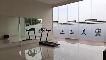 Brand New Modern and Cozy Studio at Easton Park Apartment