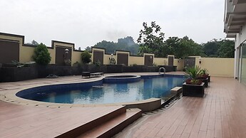 Brand New Modern and Cozy Studio at Easton Park Apartment